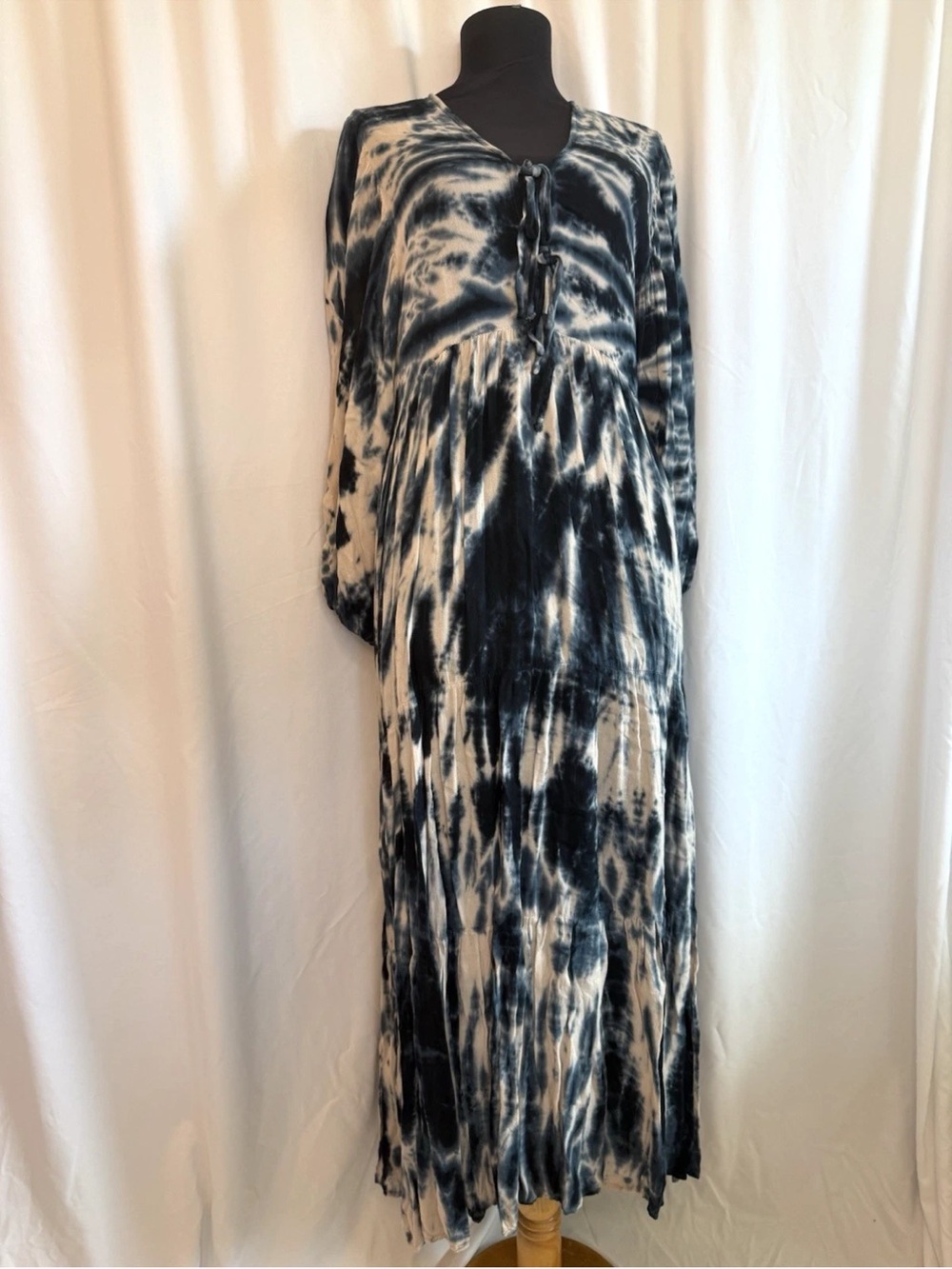 Young Fabulous & Broke Blue Tie Due Maxi Dress - Size Small